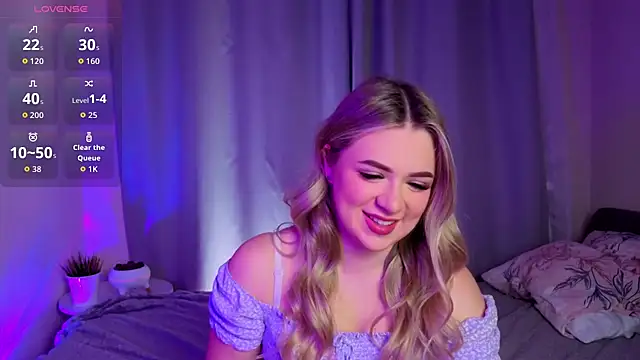 Snapshot of AliaBuerstatte chatting on 2, 11, 2025 AliaBuerstatte online show from 2, 11, 2025