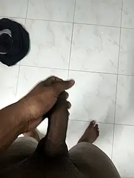 Leon hot33 online show from 3, 4, 2026