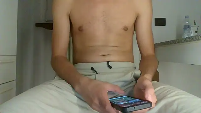 Snapshot of Sam_00096 chatting on 20, 9, 2025 Sam 00096 online show from 20, 9, 2025