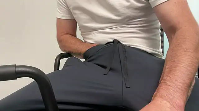 Snapshot of harrys74 chatting on 19, 9, 2025 harrys74 online show from 19, 9, 2025