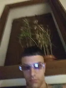 Snapshot of David_leons chatting on 26, 5, 2026 David leons online show from 26, 5, 2026