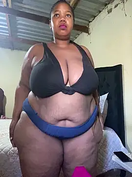 Snapshot of Curvycandy95 chatting on 10, 6, 2026 Curvycandy95 online show from 10, 6, 2026