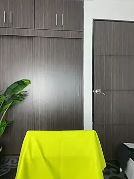 NaughtyNinnaXXX online show from 4, 11, 2025