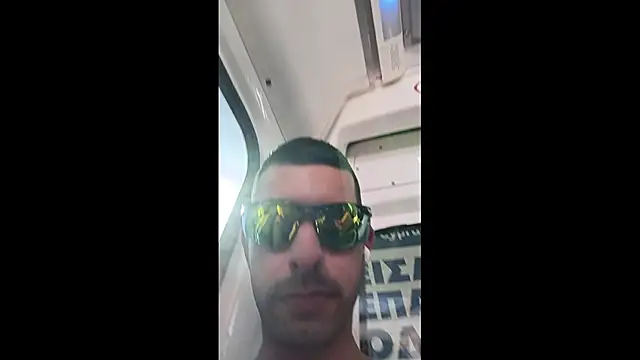 Snapshot of Greek_crazy_couple chatting on 8, 10, 2025 Greek crazy couple online show from 8, 10, 2025