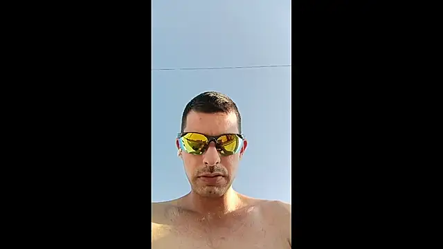 Snapshot of Greek_crazy_couple chatting on 10, 10, 2025 Greek crazy couple online show from 10, 10, 2025