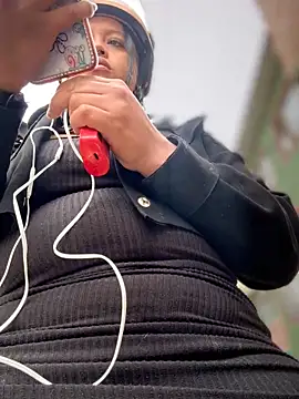 -Mia1 online show from 28, 3, 2026