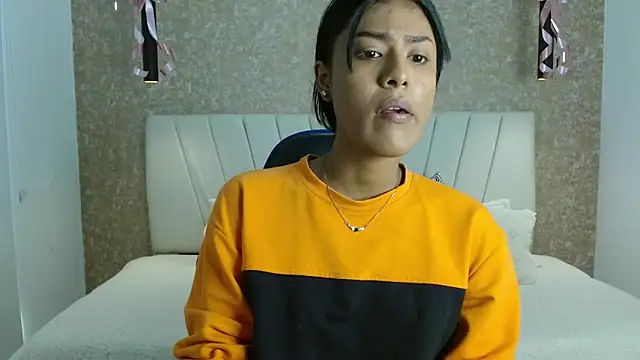 Snapshot of babilett chatting on 2, 11, 2025 babilett online show from 2, 11, 2025