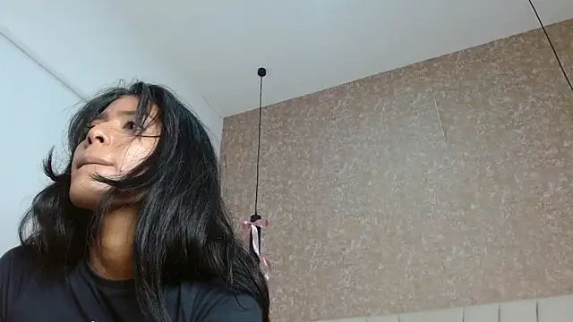 Snapshot of babilett chatting on 8, 11, 2025 babilett online show from 8, 11, 2025