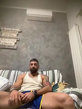 Snapshot of GmGit chatting on 8, 11, 2025 GmGit online show from 8, 11, 2025