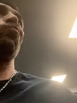 Snapshot of GmGit chatting on 5, 3, 2026 GmGit online show from 5, 3, 2026