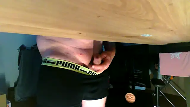 Snapshot of michaelm1983 chatting on 25, 11, 2025 michaelm1983 online show from 25, 11, 2025