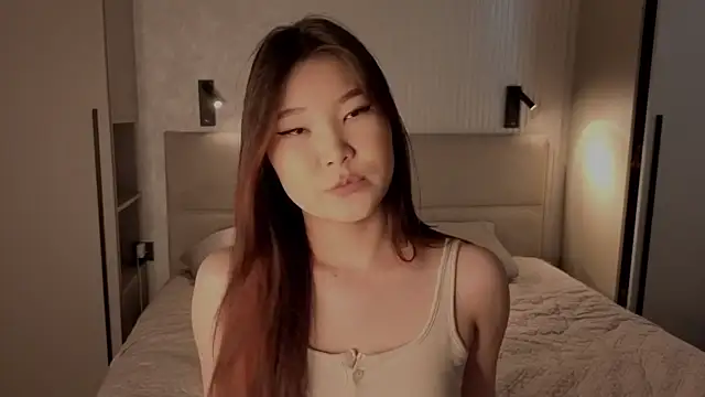 Snapshot of iamyuki chatting on 2, 12, 2025 iamyuki online show from 2, 12, 2025