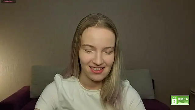 HongTomczak online show from 10, 4, 2026