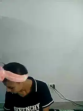 Snapshot of ValeBellanova chatting on 20, 9, 2025 ValeBellanova online show from 20, 9, 2025