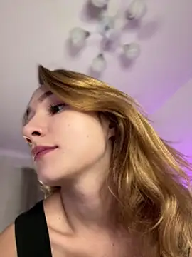 Snapshot of SugarDanger chatting on 17, 11, 2025 SugarDanger online show from 17, 11, 2025