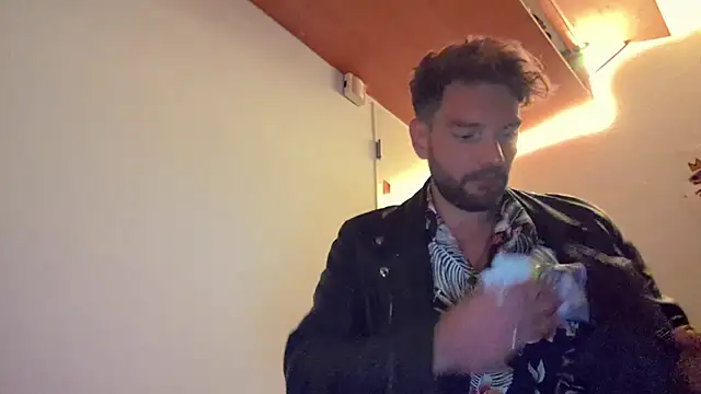 SweetBoyToy online show from 18, 9, 2025