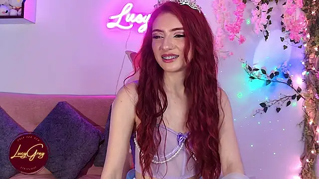 Snapshot of LucyGray chatting on 23, 9, 2025 LucyGray online show from 23, 9, 2025