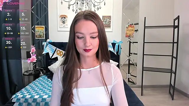 Snapshot of LoraSunnyy chatting on 22, 9, 2025 LoraSunnyy online show from 22, 9, 2025