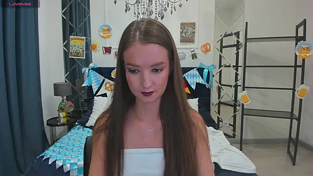 Snapshot of LoraSunnyy chatting on 2, 10, 2025 LoraSunnyy online show from 2, 10, 2025