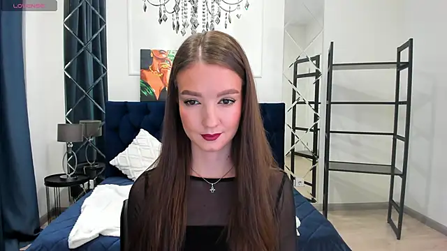 Snapshot of LoraSunnyy chatting on 7, 11, 2025 LoraSunnyy online show from 7, 11, 2025