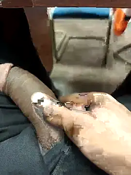 Snapshot of Mr_xxx007@xh chatting on 15, 11, 2025 Mr xxx007xh online show from 15, 11, 2025