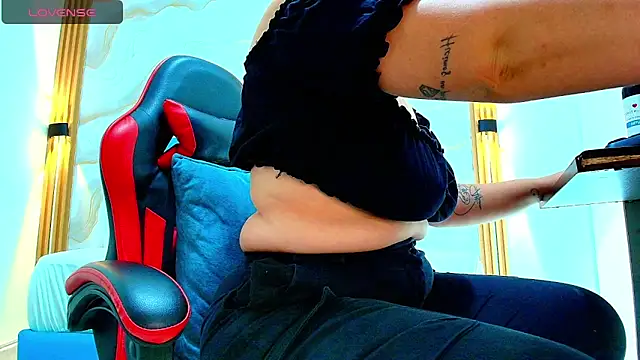 anapau cooper online show from 17, 4, 2026