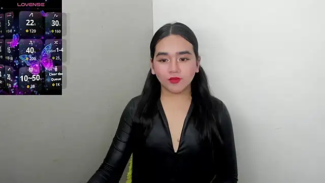 Snapshot of Sanya_Luxx chatting on 14, 12, 2025 Sanya Luxx online show from 14, 12, 2025