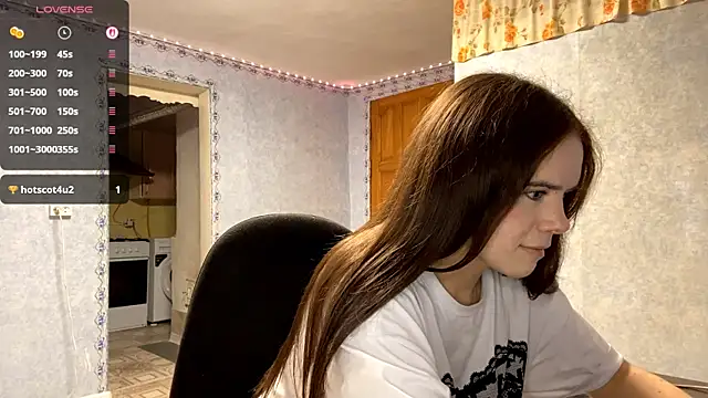 Snapshot of Lia_rise chatting on 27, 10, 2025 Lia rise online show from 27, 10, 2025