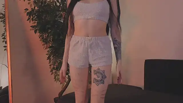 Snapshot of Loona_Eclipse chatting on 17, 1, 2026 Loona Eclipse online show from 17, 1, 2026