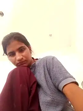 Suhani hot12 online show from 27, 5, 2026