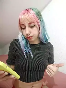 Snapshot of xRamona chatting on 3, 4, 2026 xRamona online show from 3, 4, 2026