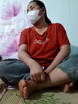 Snapshot of Linda885 chatting on 16, 12, 2025 Linda885 online show from 16, 12, 2025