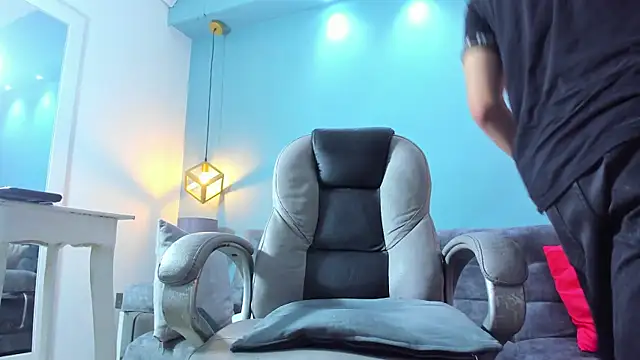 Eross Santy online show from 11, 9, 2025