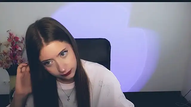 Snapshot of princess_lilit chatting on 9, 9, 2025 princess lilit online show from 9, 9, 2025