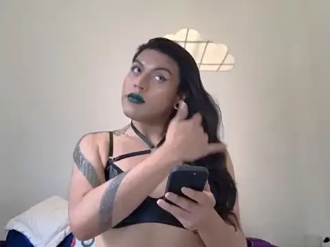 Snapshot of Ariana_rodriguez_0 chatting on 7, 10, 2025 Ariana rodriguez 0 online show from 7, 10, 2025
