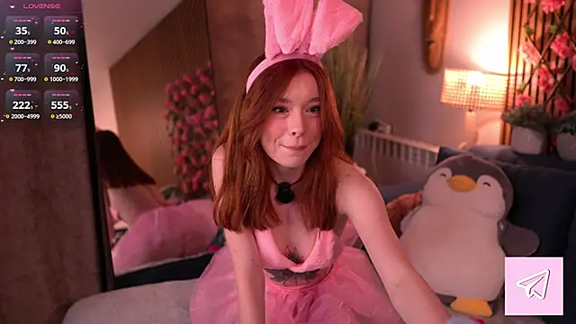 MaryPratt online show from 10, 10, 2025