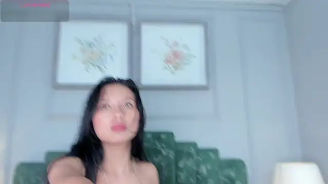 lux bitchx online show from 4, 6, 2026