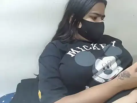 Snapshot of Nataliya_Singh chatting on 8, 4, 2026 Nataliya Singh online show from 8, 4, 2026