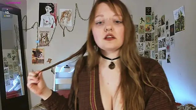 Snapshot of WonderConnie1 chatting on 10, 5, 2026 WonderConnie1 online show from 10, 5, 2026