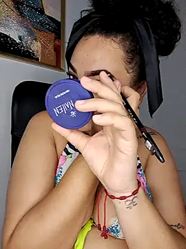 Snapshot of jesie_18x chatting on 11, 9, 2025 jesie 18x online show from 11, 9, 2025