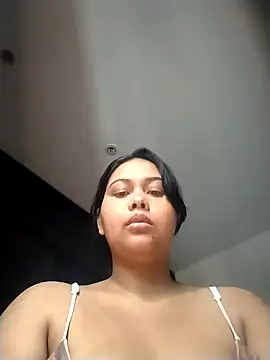 Alessandraa- online show from 4, 4, 2026