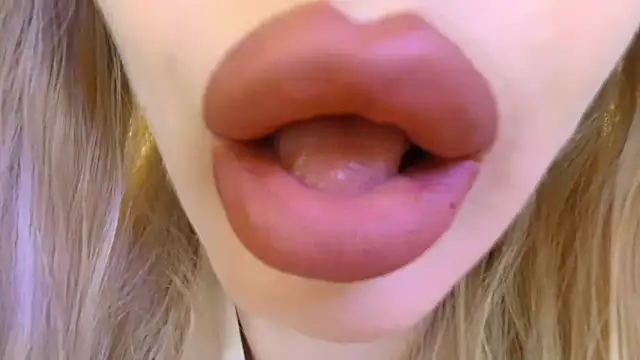 Snapshot of Politeeliza chatting on 21, 5, 2026 Politeeliza online show from 21, 5, 2026