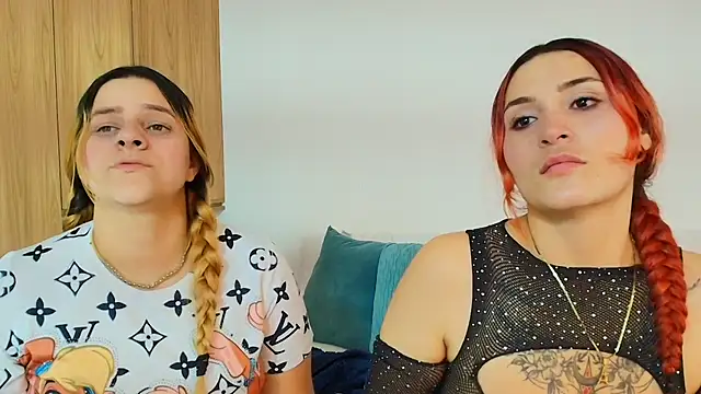 Snapshot of Dakota_Megan_69 chatting on 13, 11, 2025 Dakota Megan 69 online show from 13, 11, 2025