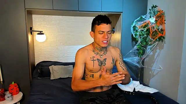 MrJustin  online show from 26, 10, 2025