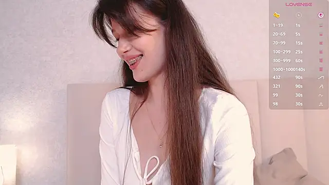 Snapshot of lustessence chatting on 26, 9, 2025 lustessence online show from 26, 9, 2025