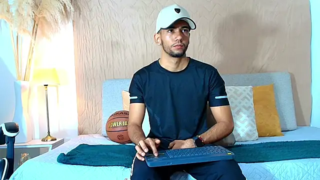 Snapshot of MaicolParker_ chatting on 30, 7, 2026 MaicolParker online show from 30, 7, 2026