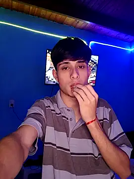 Snapshot of matiatr1112 chatting on 14, 9, 2025 matiatr1112 online show from 14, 9, 2025