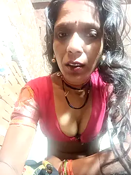 Snapshot of Xx_pooja chatting on 4, 11, 2025 Xx pooja online show from 4, 11, 2025