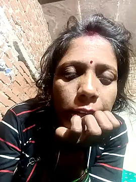 Snapshot of Xx_pooja chatting on 20, 11, 2025 Xx pooja online show from 20, 11, 2025