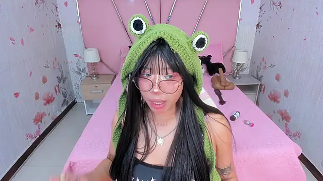 SafiroAgataaa online show from 21, 11, 2025